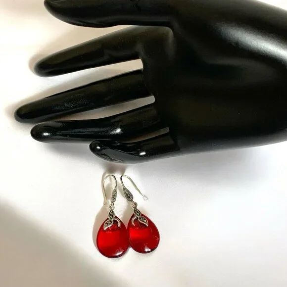 Chalcedony Chrystal Tear Drop Dangle Earrings with Sterling Silver Leaf Design - Picture 2 of 7